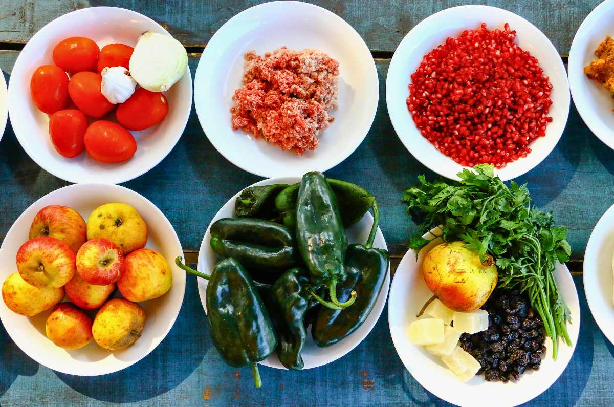 los-mejores-chiles-en-nogada-2024-en-cdmx-ingredientes