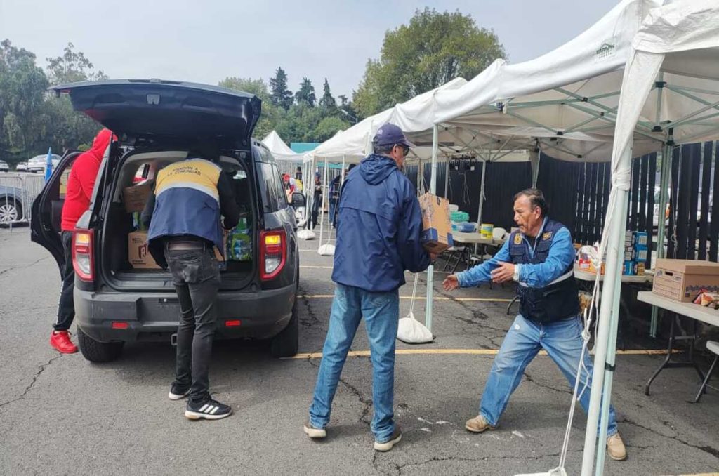 Centro de acopio UNAM para Guerrero y personas damnificadas por el huracán John