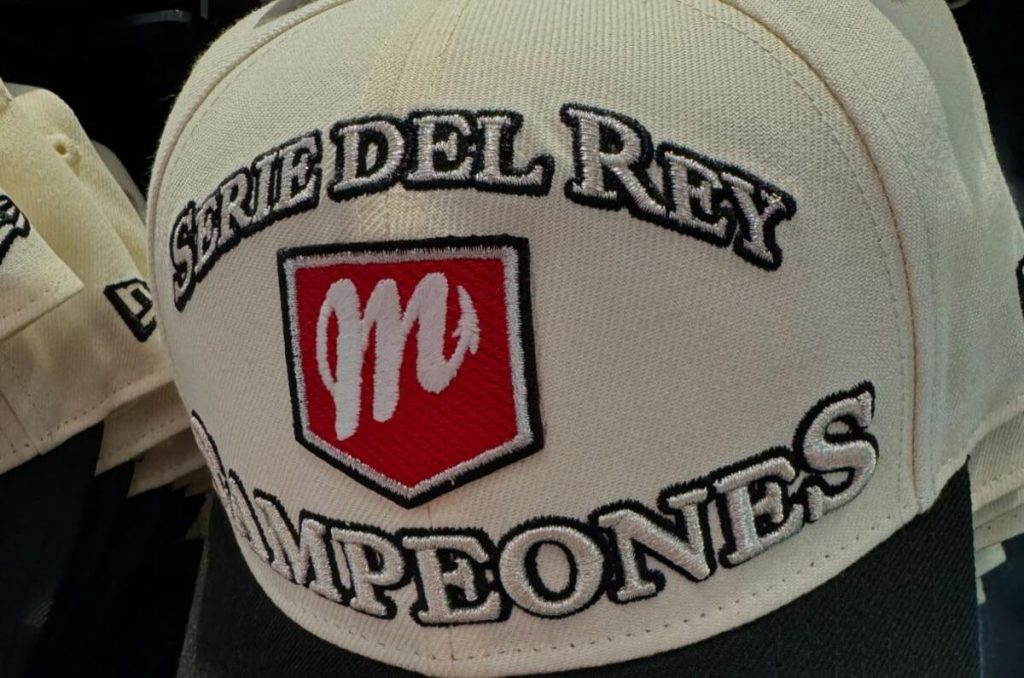 New Era presenta la gorra oficial del campeonato 17 de los Diablos Rojos del México