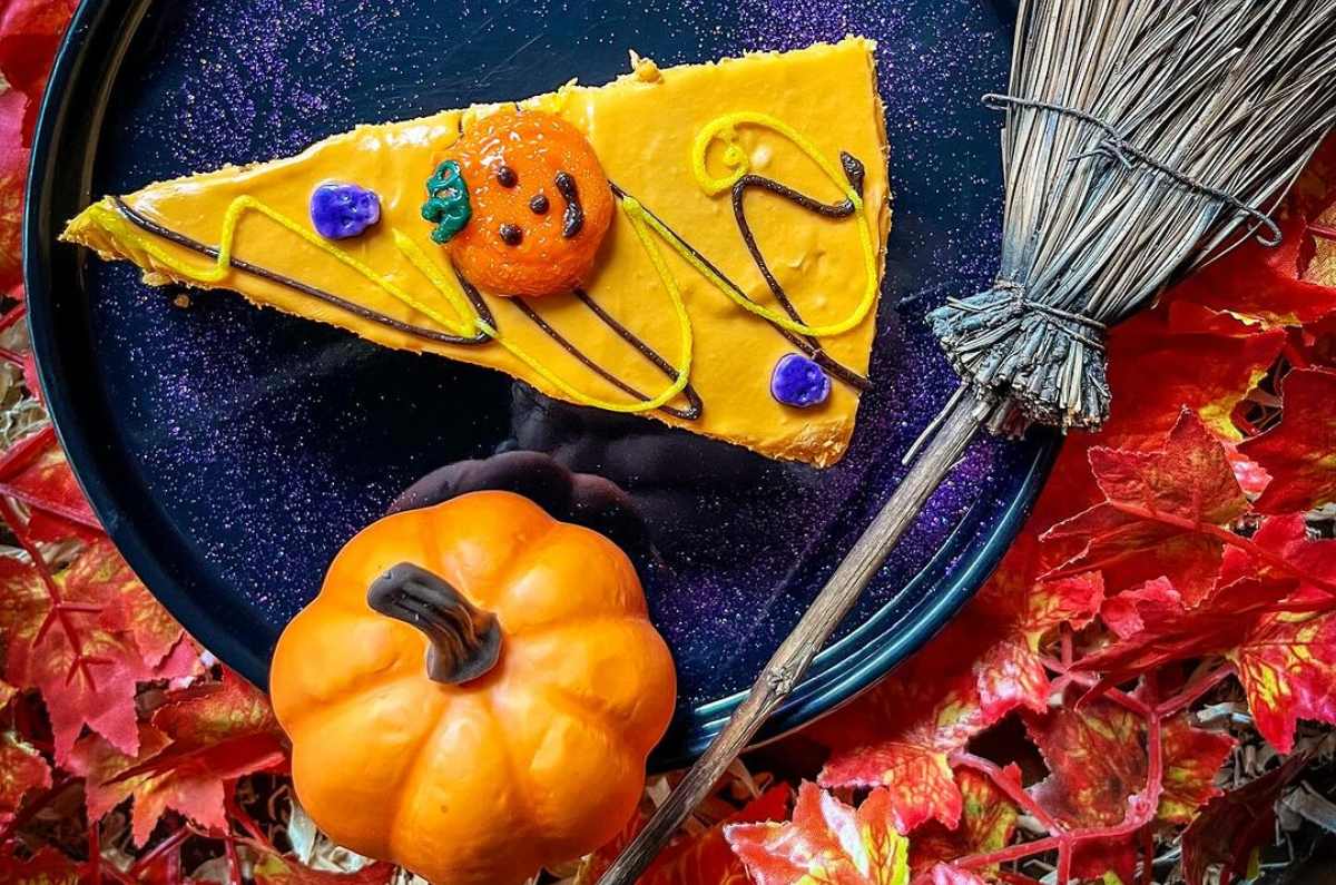 1. Pastel de calabaza de Salem Witch Store & Coffee 