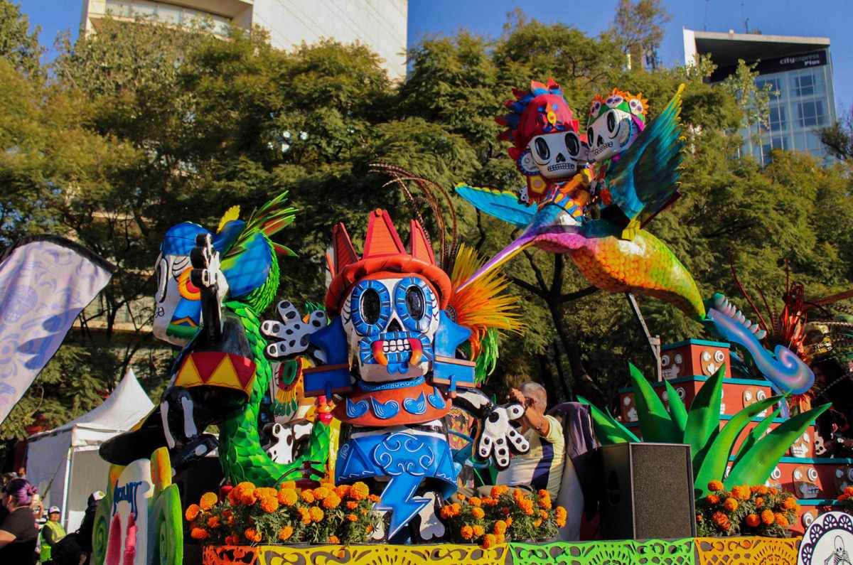mega-desfile-dia-de-muertos-2024