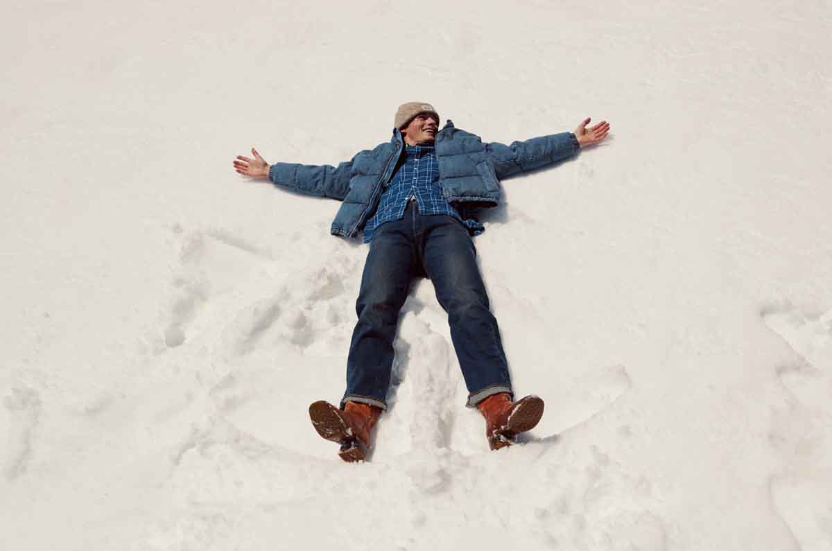 Levis celebra la Navidad con estilo: ¡12 días de denim y colecciones especiales!