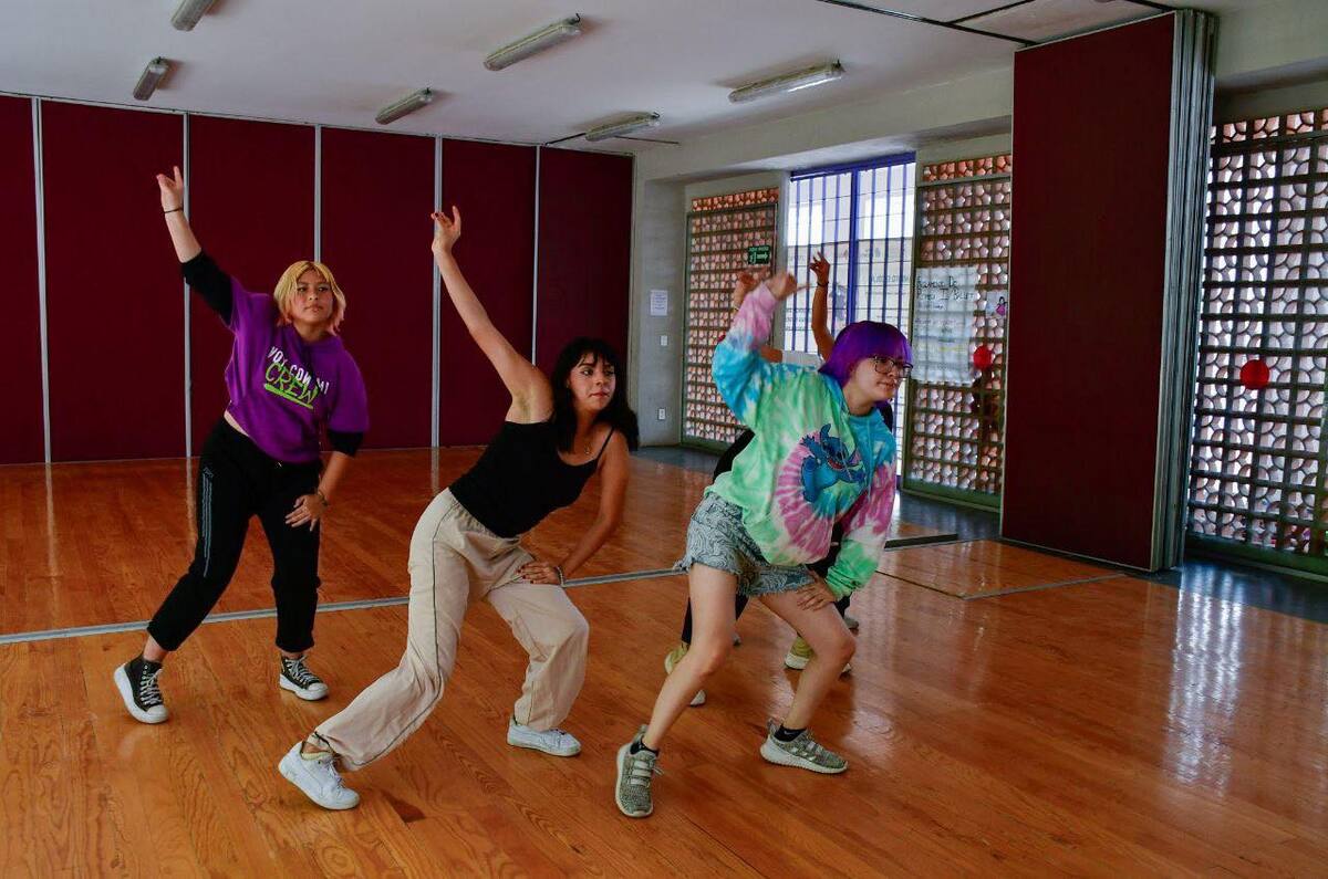 Talleres gratuitos en CDMX: salsa, baile sonidero, excel, periodismo y más