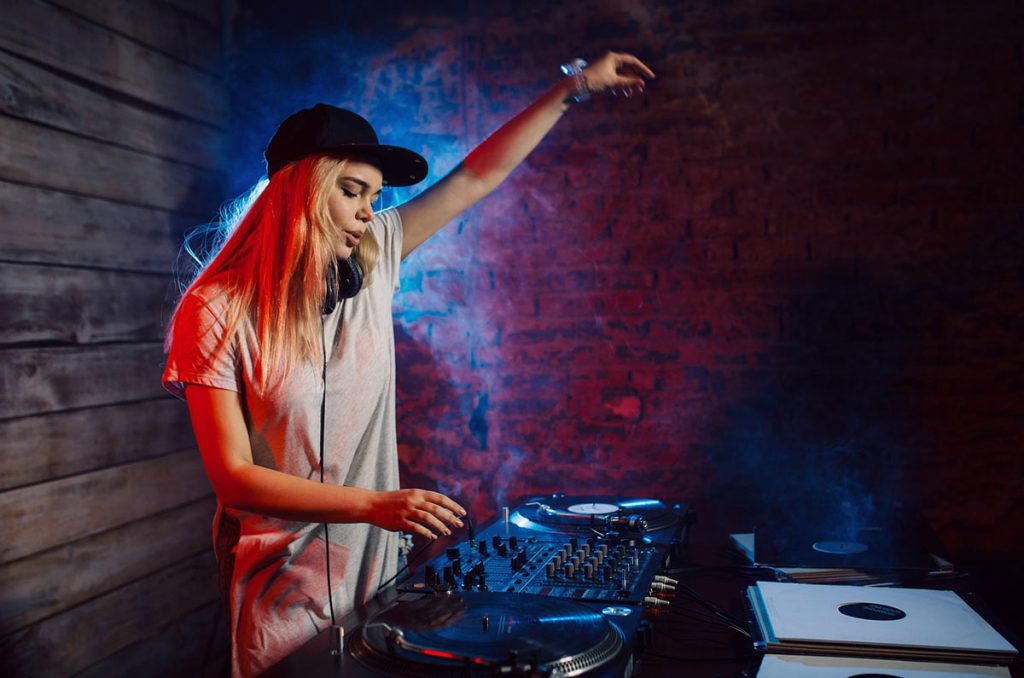 ¿Quieres convertirte en influencer de eventos y salidas nocturnas? Así puedes conseguirlo