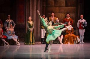 Ballet de El Lago de los Cisnes en Bellas Artes ¡Boletos desde $120!