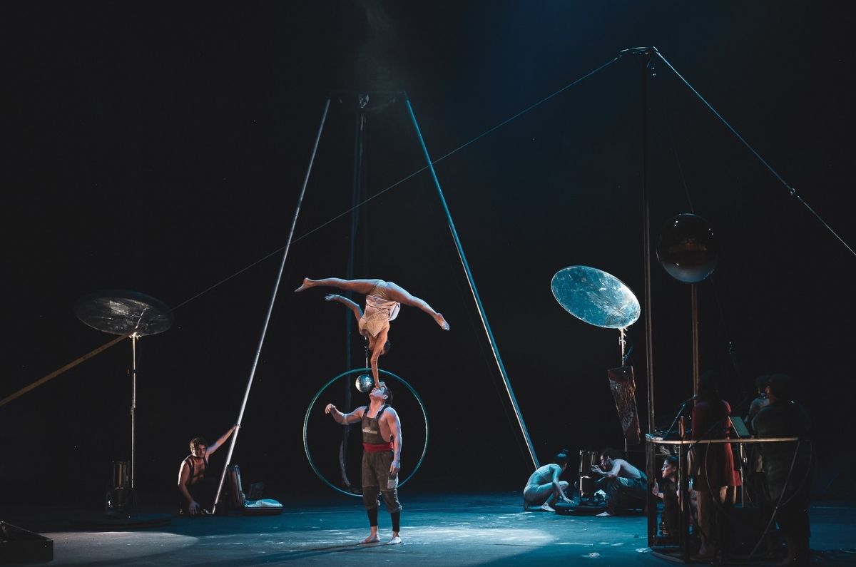 luna-eva-un-espectaculo-que-transforma-el-circo-en-poesia-teatral-3