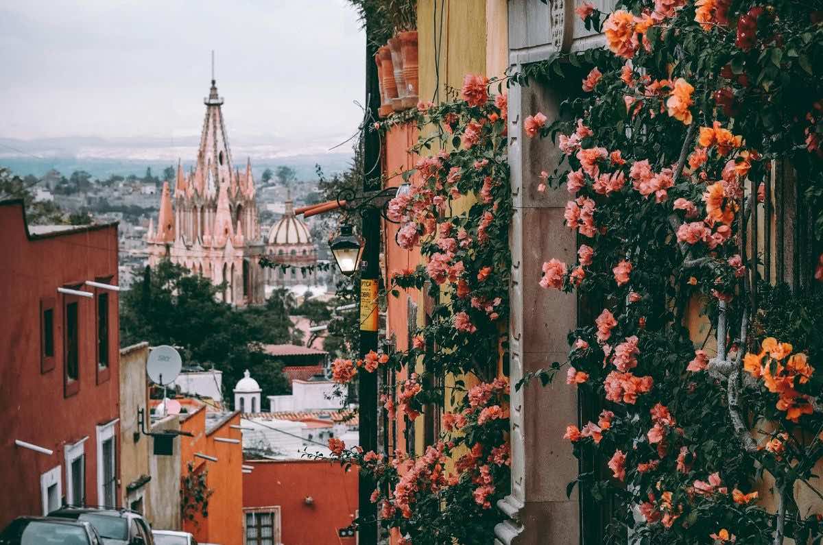 San Miguel de Allende: Hoteles Boutique, Viñedos y Cultura de Lujo en el Corazón de México