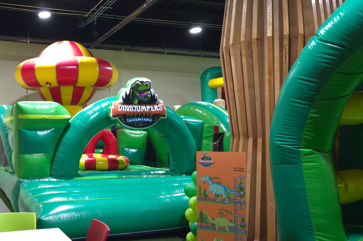 ya-abrio-dinojumpers-yadventure-el-parque-inflable-de-dinosaurios-en-el-edomex-1