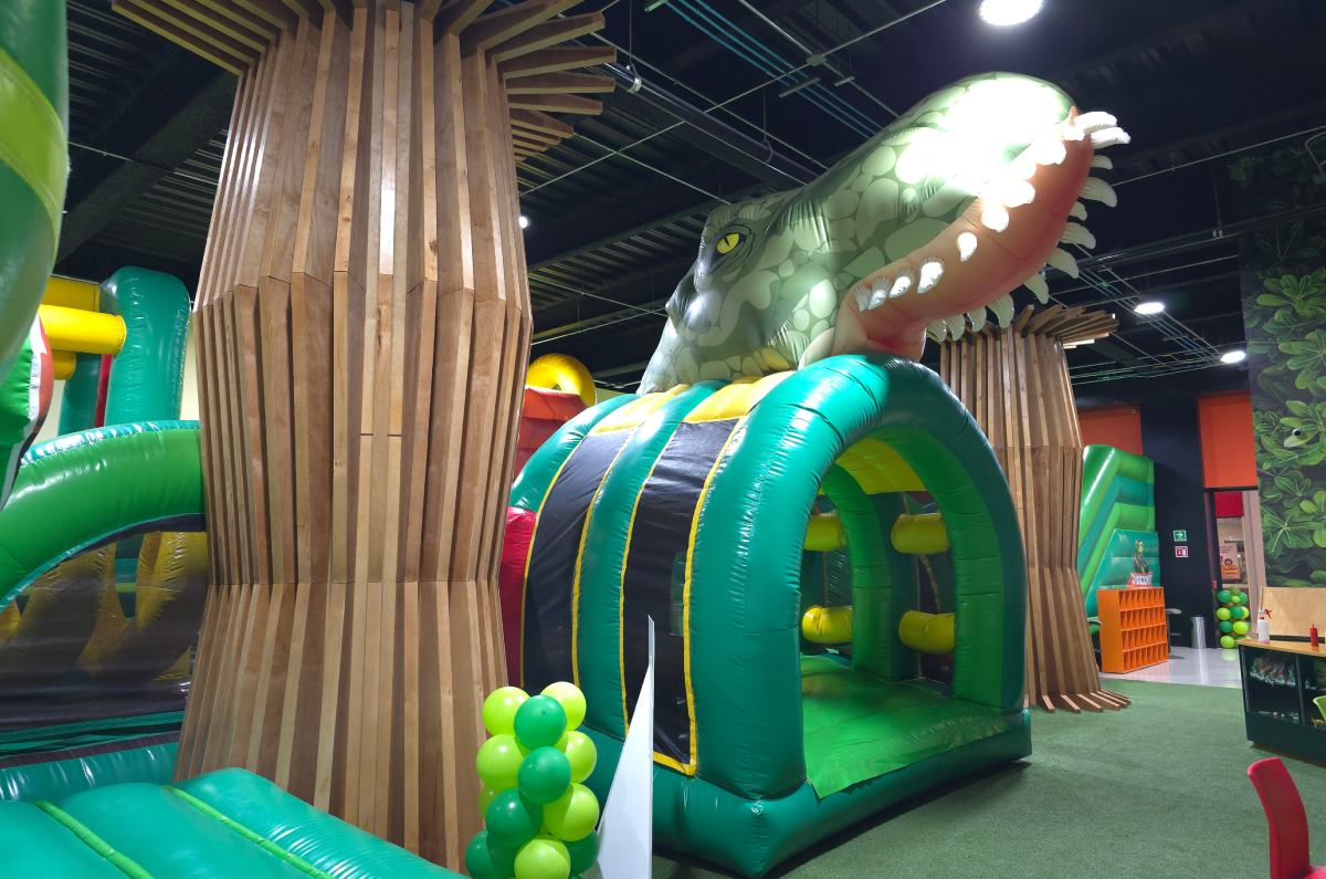 ya-abrio-dinojumpers-yadventure-el-parque-inflable-de-dinosaurios-en-el-edomex-3