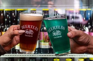 Brinda como Irlandés: Beertlan celebra San Patricio con su Porter Artesanal
