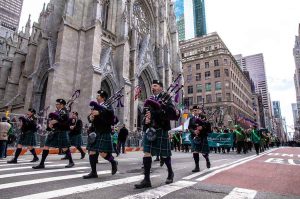 ¡Verde USA! San Patricio: Desfiles, Ríos y Tradición, Festeja la Cultura Irlandesa, ¡Alegra tu Día!