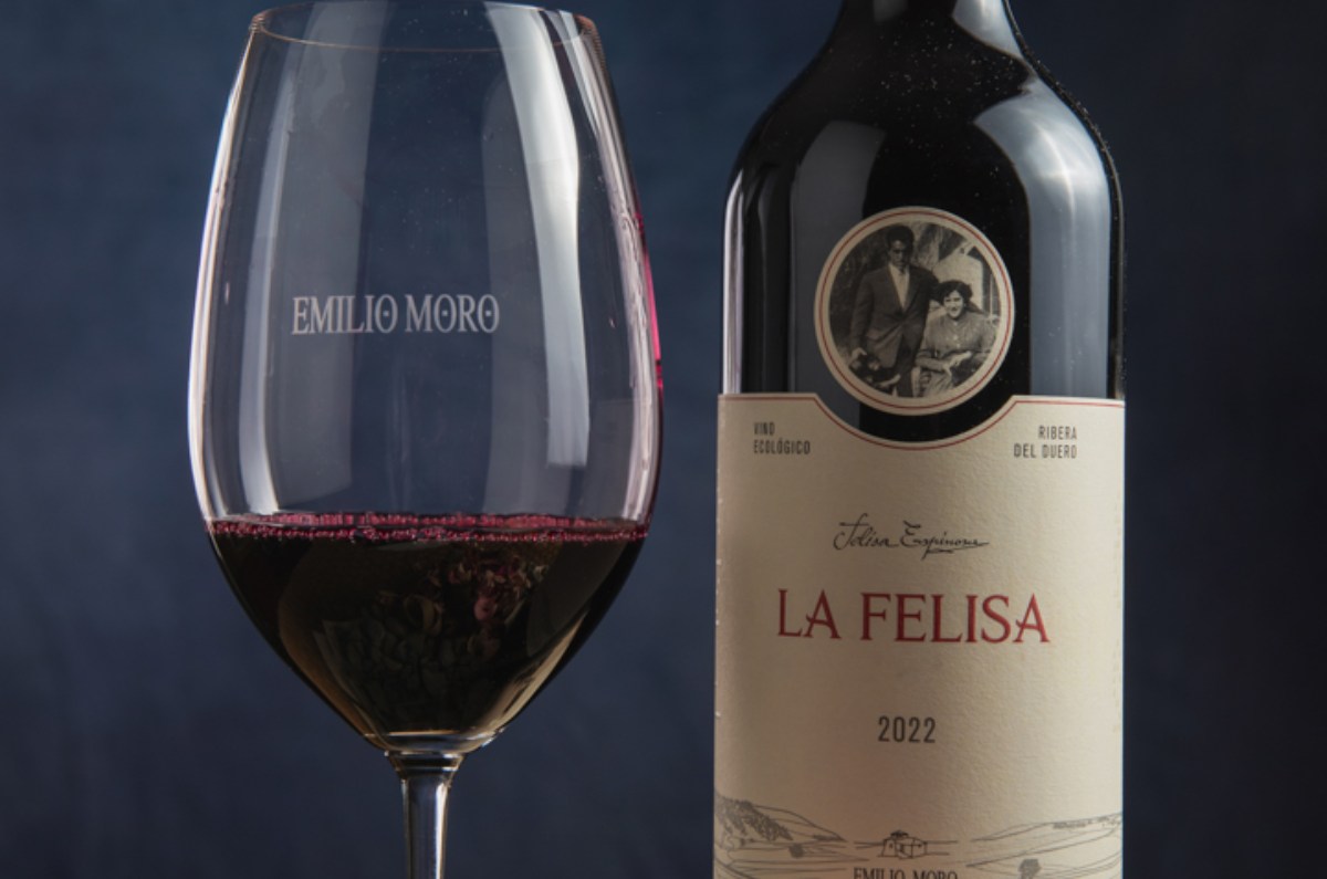3-vinos-para-brindar-este-dia-de-las-madres-2025-4
