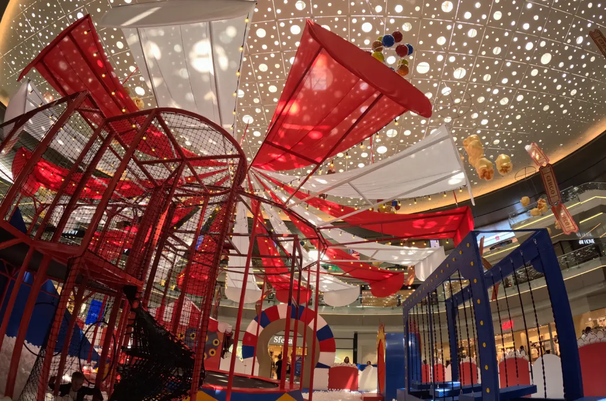 circo-perisur-kids-interior