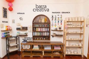 Barra creativa de Luaa Estudio: arte, café y mucha inspiración en la Roma