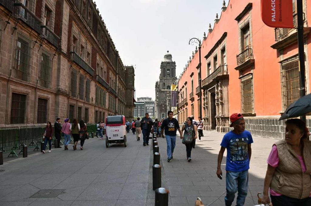 Súmate a esta caminata literaria en CDMX. Te contamos todo sobre esta caminata por el Centro Histórico.