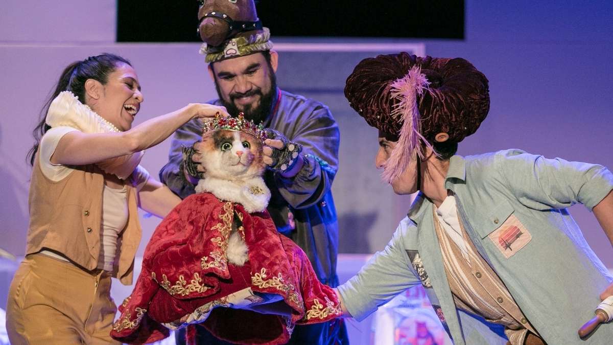 Cati, Catalina, Cálico un obra emotivas llena de amor y amistad