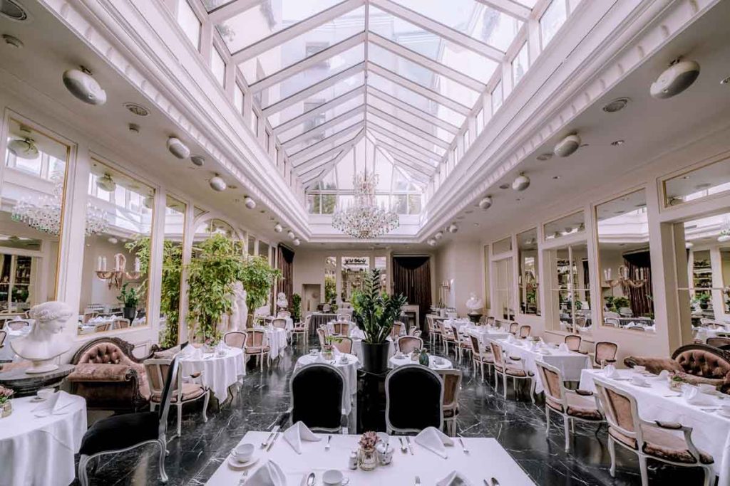 Small Luxury Hotels of the World añade 25 hoteles boutique en el primer trimestre de 2025 en destinos como Irlanda, Italia y Alemania.