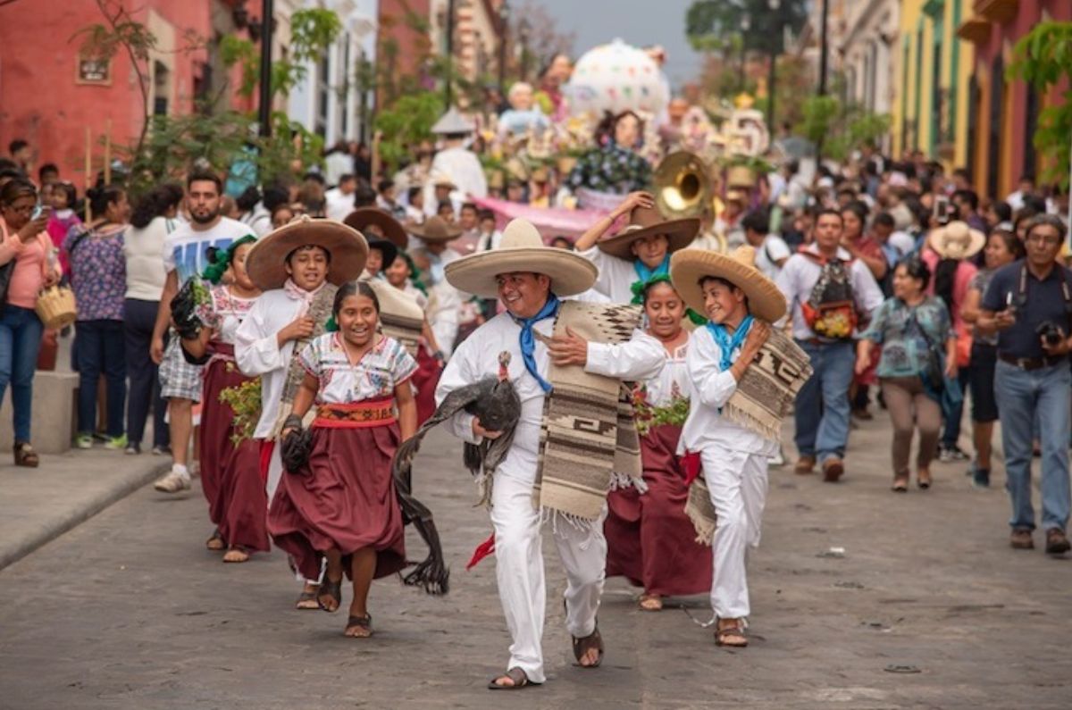 la-guelaguetza-baile