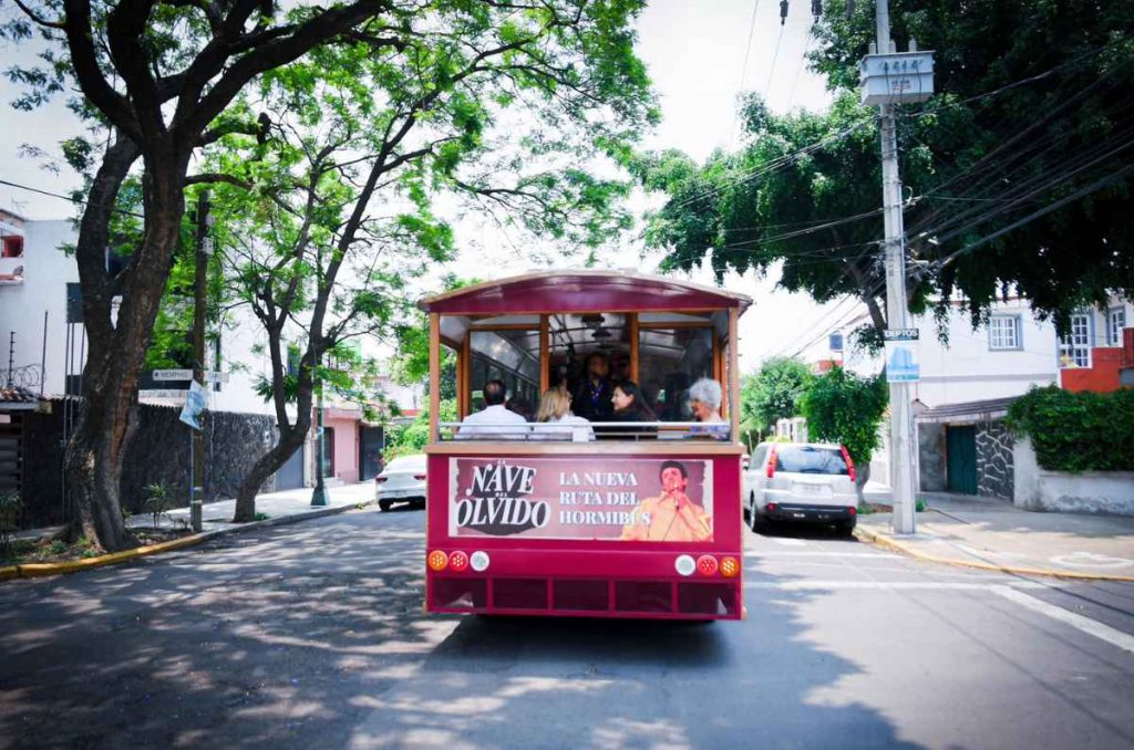 Nueva ruta del Hormibús: La Nave del Olvido homenaje a José José