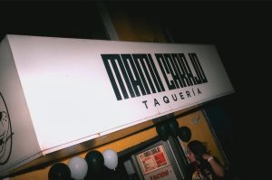 Mami Carajo celebrará segundo aniversario en CDMX con sonidero ¡GRATIS!