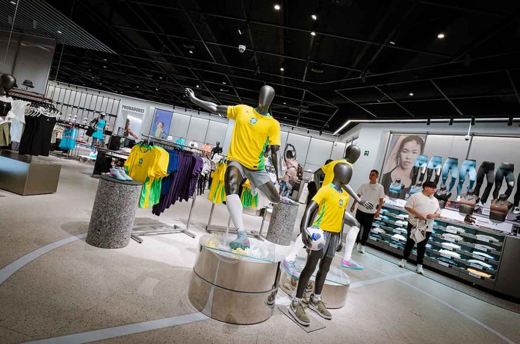Nike Artz Pedregal llega con el nuevo concepto RISE: Descubre las últimas colecciones de running, sportswear, Jordan y training.