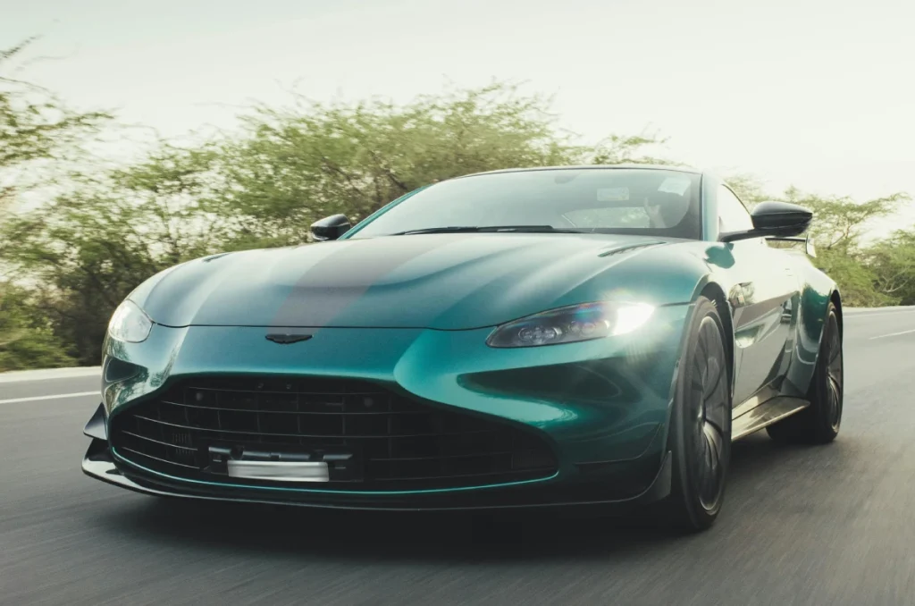 Velocidad, diseño y poder al estilo de realme, Aston Martin y F1 1