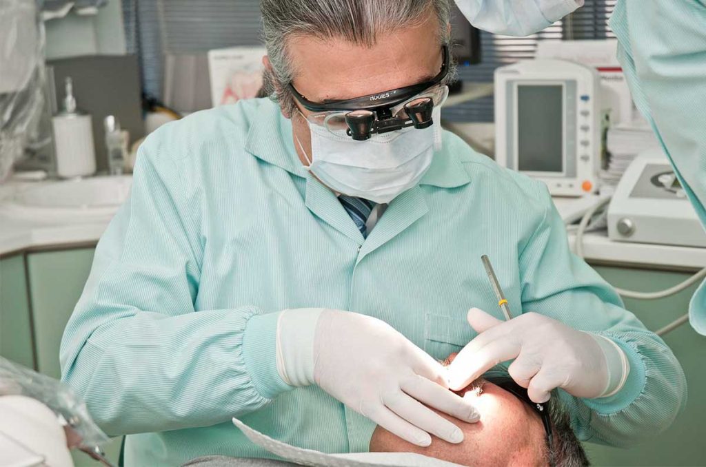 Rejuvenece tu salud bucal haciendo turismo dental por este hermoso país