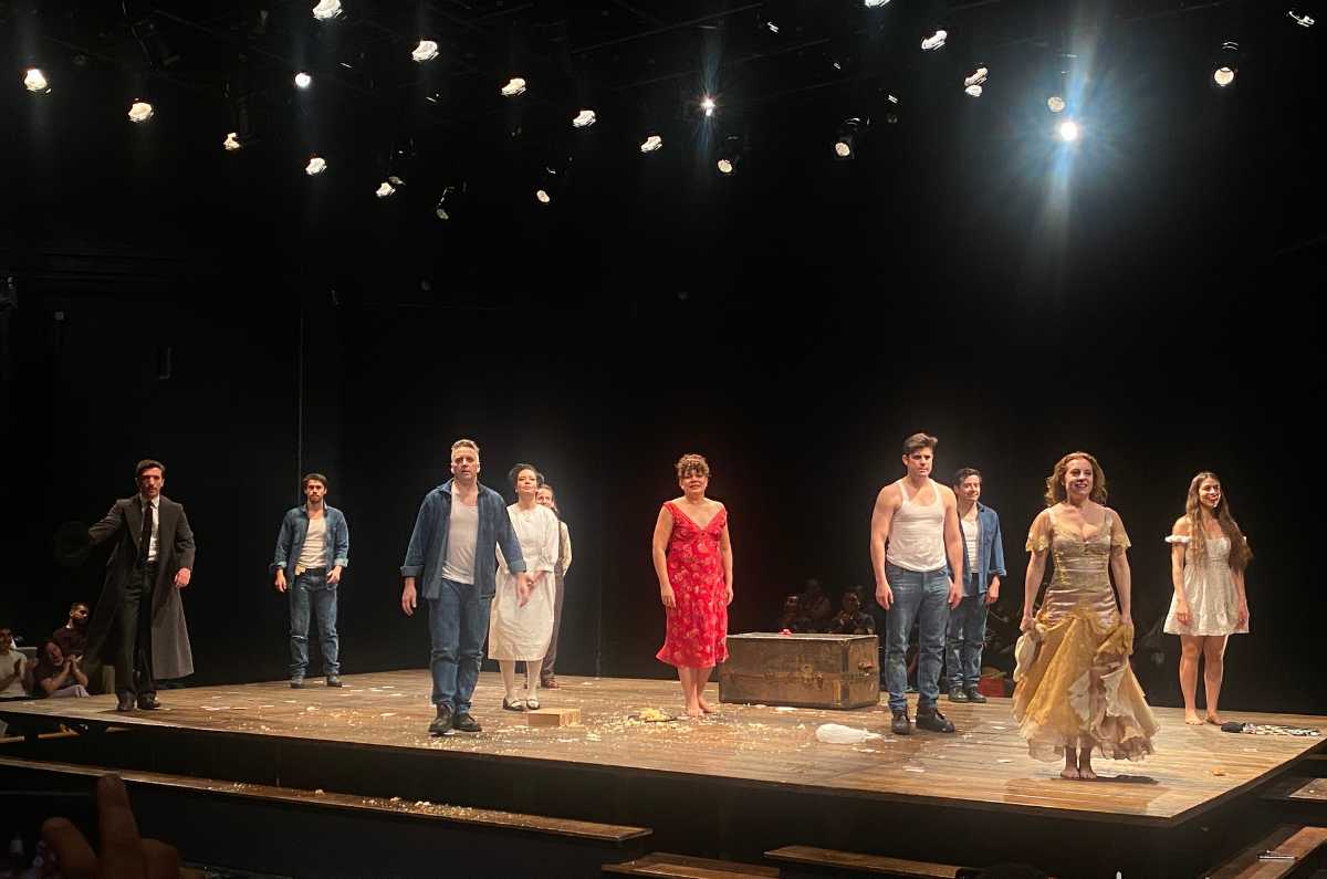 Llega al Teatro del Bosque “Un tranvía llamado deseo”, adaptación de Diego del Río