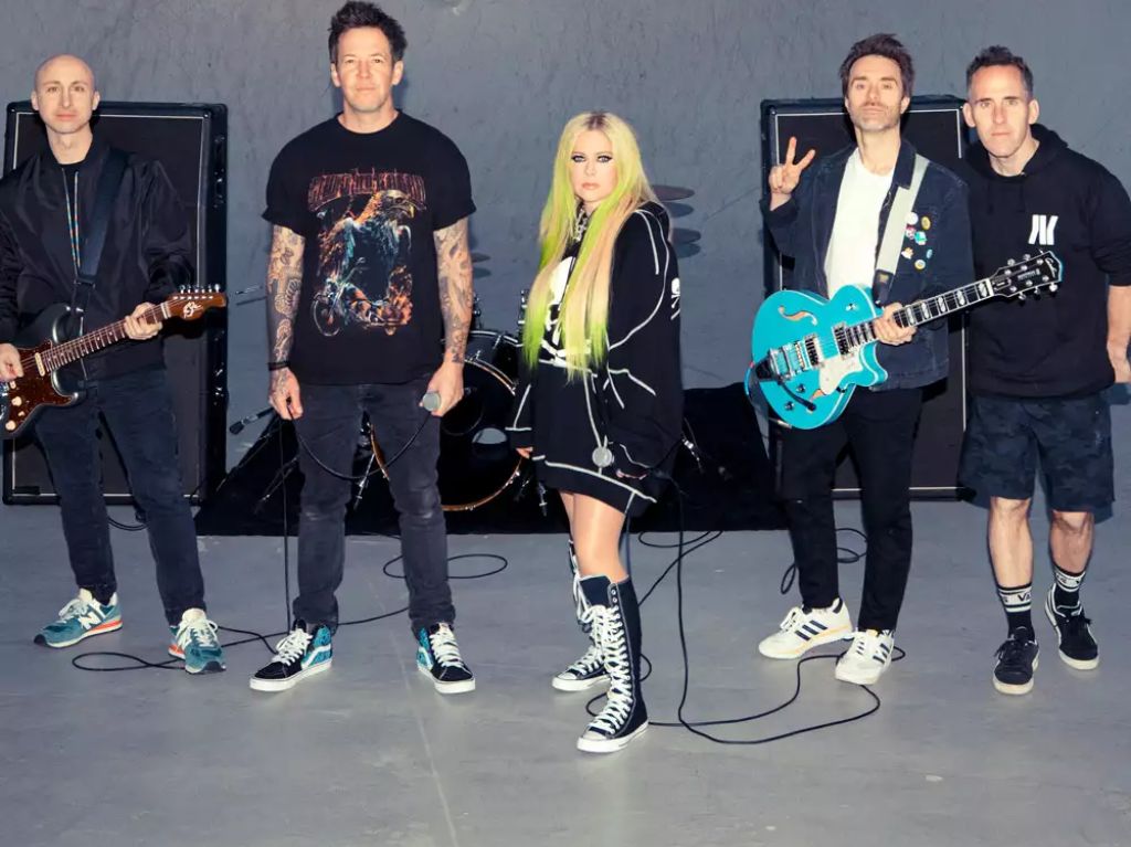 Young & Dumb: Avril Lavigne ft. Simple Plan (2025)