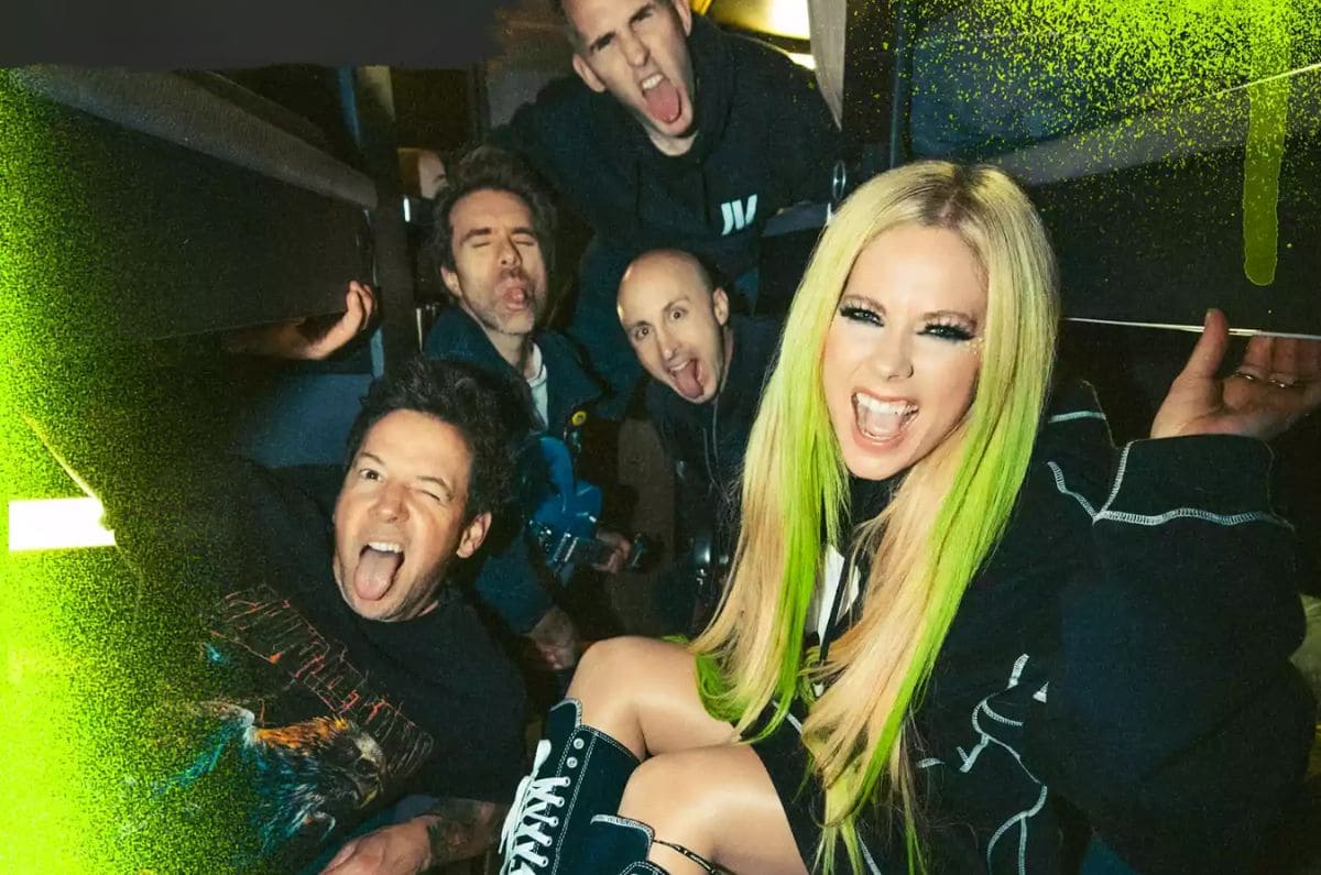 Young & Dumb: Avril Lavigne y Simple Plan lanzan una canción juntos