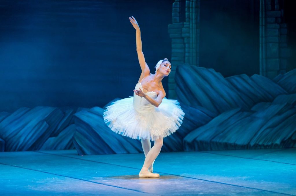 Ópera y ballet en el Cenart: versión de Alicia en el País de las Maravillas desde $150 1