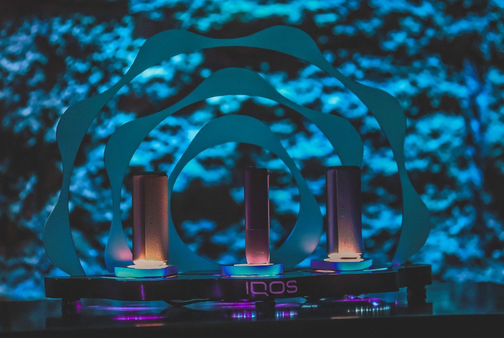 Adquiere IQOS dispositivos libres de humo que calientan el tabaco