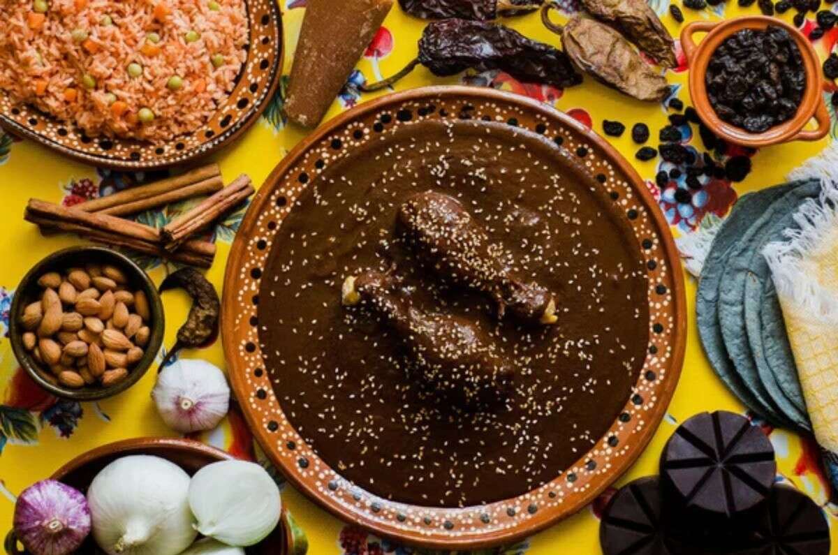 Feria del Mole y Gastronomía Indígena 2025 ¡Puro mole y tradición en San Jerónimo!