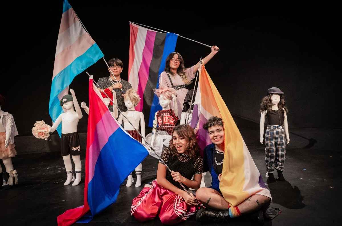 LES DESERTORES, una mirada escénica a la comunidad trans se presenta en la UNAM