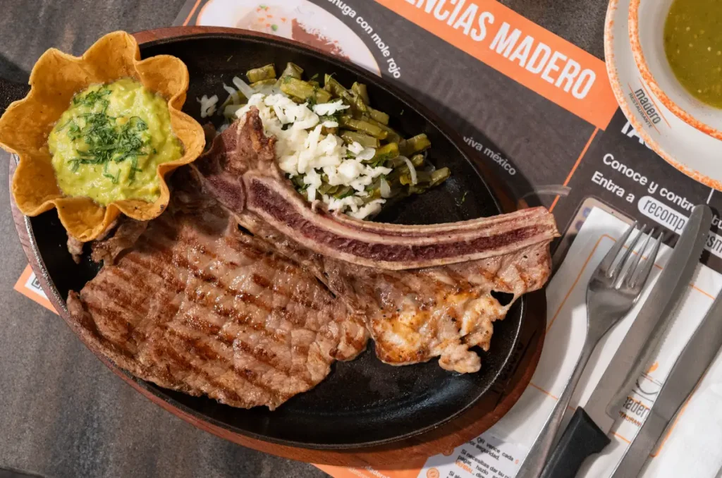 Llénate de sabores padrísimos con 20% de descuento en Madero Restaurante 0
