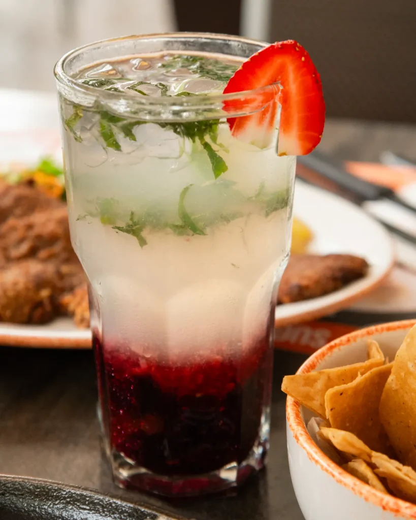 Llénate de sabores padrísimos con 20% de descuento en Madero Restaurante 4