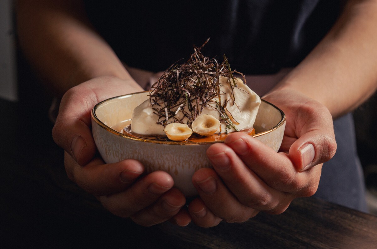 Momiji: el speakeasy culinario de CDMX que transforma cada comida en un viaje sensorial