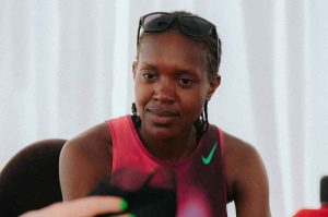 Faith Kipyegon busca correr una milla en menos de 4 minutos con Nike