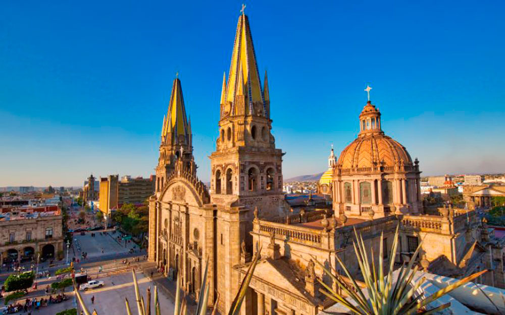 ¿Dónde rentar un auto en Guadalajara? Encuentra la mejor opción