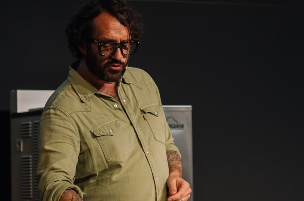¿Quién es Richard Hart? 