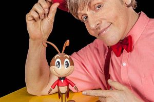 Vacaciones con Cri Cri: Mario Iván Martínez presenta funciones de cuentacuentos