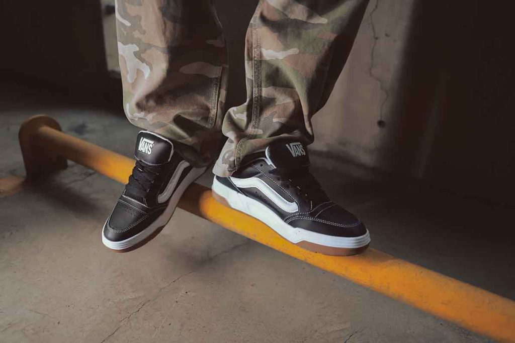 Vans Hylane vuelve con nuevos colores, fusionando la nostalgia del skate de los 2000 con un diseño versátil y listo para tus atuendos diarios