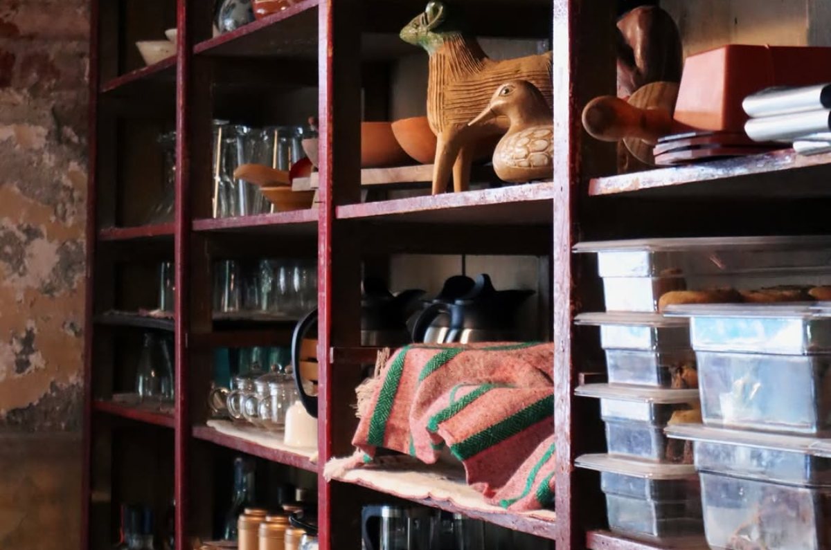 ya-conoces-furniture-music-cafeteria-vintage-en-la-roma-norte-3