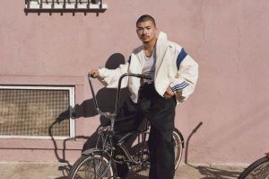 ¡Estilo urbano y deportivo se unen! Lo nuevo de adidas Originals y Willy Chavarria