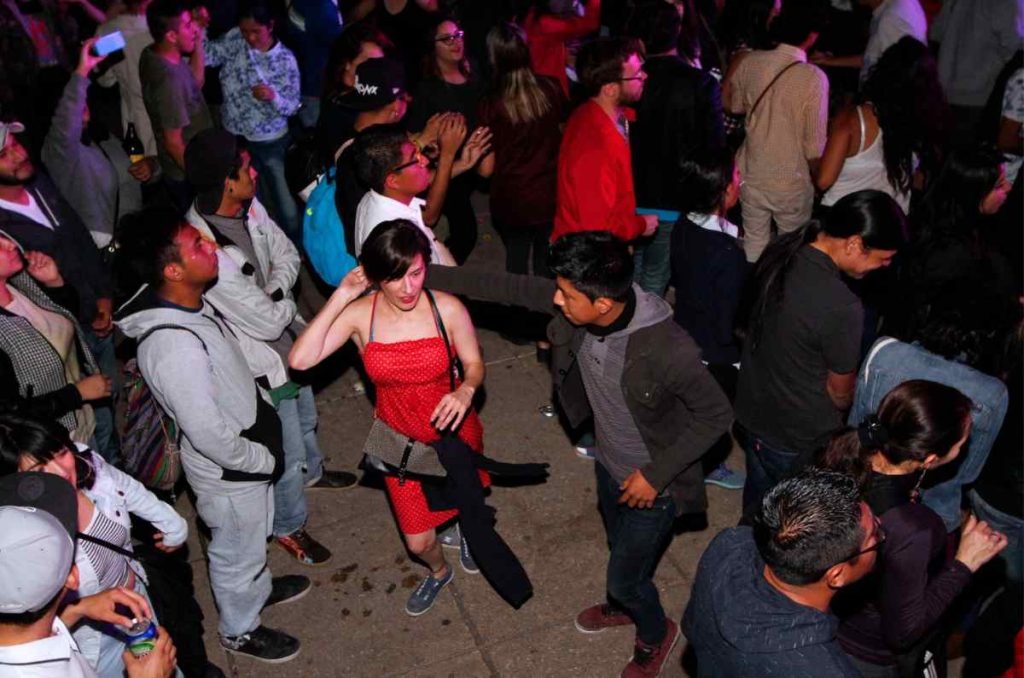 Amplificadas: exposición sobre mujeres en el sonidero en CC Rule