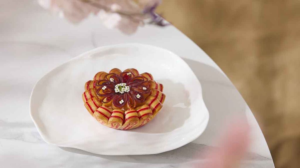 Sofitel lanza una colección de croissants inspirados en flores, incluyendo el exclusivo Dahlia Rouge en Ciudad de México