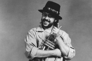 Chuck Mangione fallece a los 84 años; leyenda total del jazz
