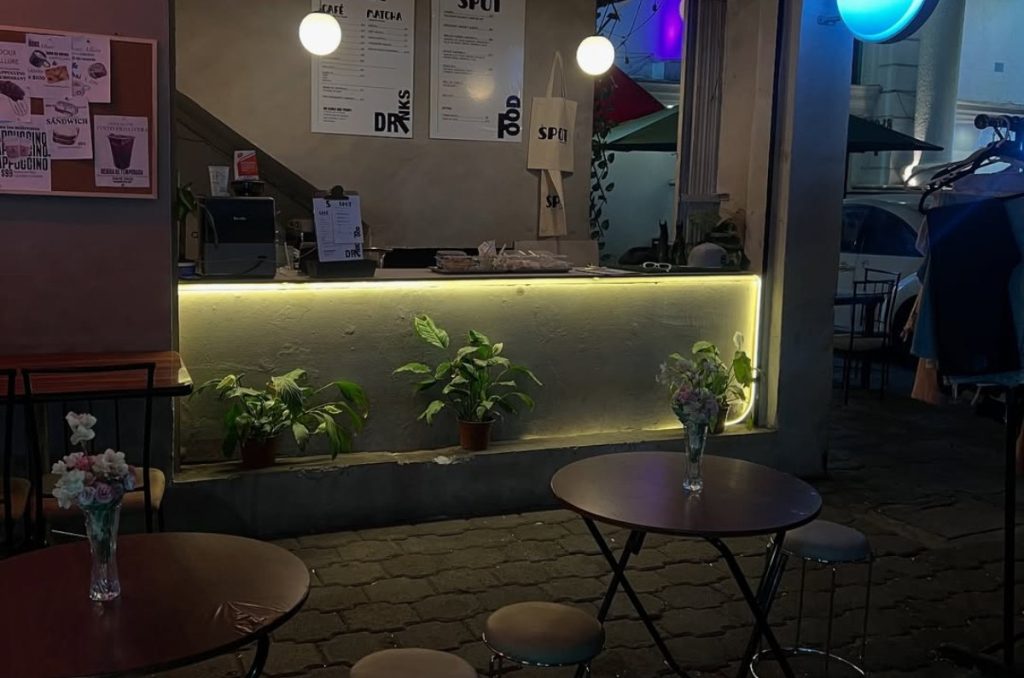 ¡Un refugio de café, estilo y comunidad! Esto es todo lo que debes saber de El Spot