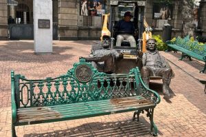 ¿Por qué retiraron las estatuas de Fidel Castro y Che Guevara en CDMX?