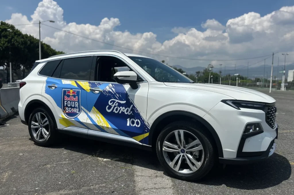 Ford y Red Bull: adrenalina, goles y pasión por el fútbol en CDMX 2